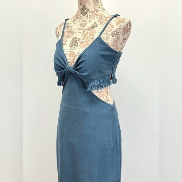 BONHEUR  D'AMOUR Blue spaghetti strap fringe open waist midi dress size L - Picture 3 of 14